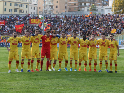 Khám Phá Unione Sportiva Catanzaro 1929: Biểu Tượng Bóng Đá Calabria